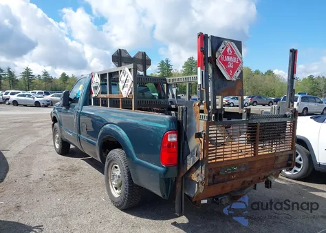 2011 Ford F-250 Xl из США, поврежденный, VIN 1FTBF2A63BEC82033